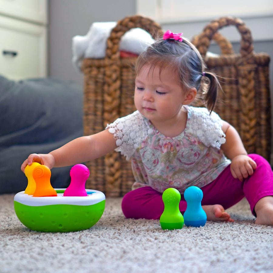 Juguetes de actividades para bebés Palitroques Para Encaje Con Sonido, Texturas - Spinnypins Fat Brain Toys 811802025265